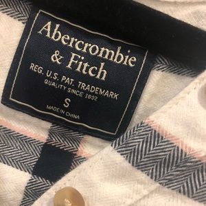 Abercrombie & Fitch Tops - Plaid quarter button up Abercrombie & Fitch Tops - Plaid quarter button up
